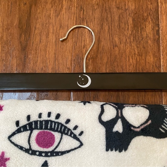 Halloween Mystical Potions Plush Throw blanket NWT - Picture 5 of 9